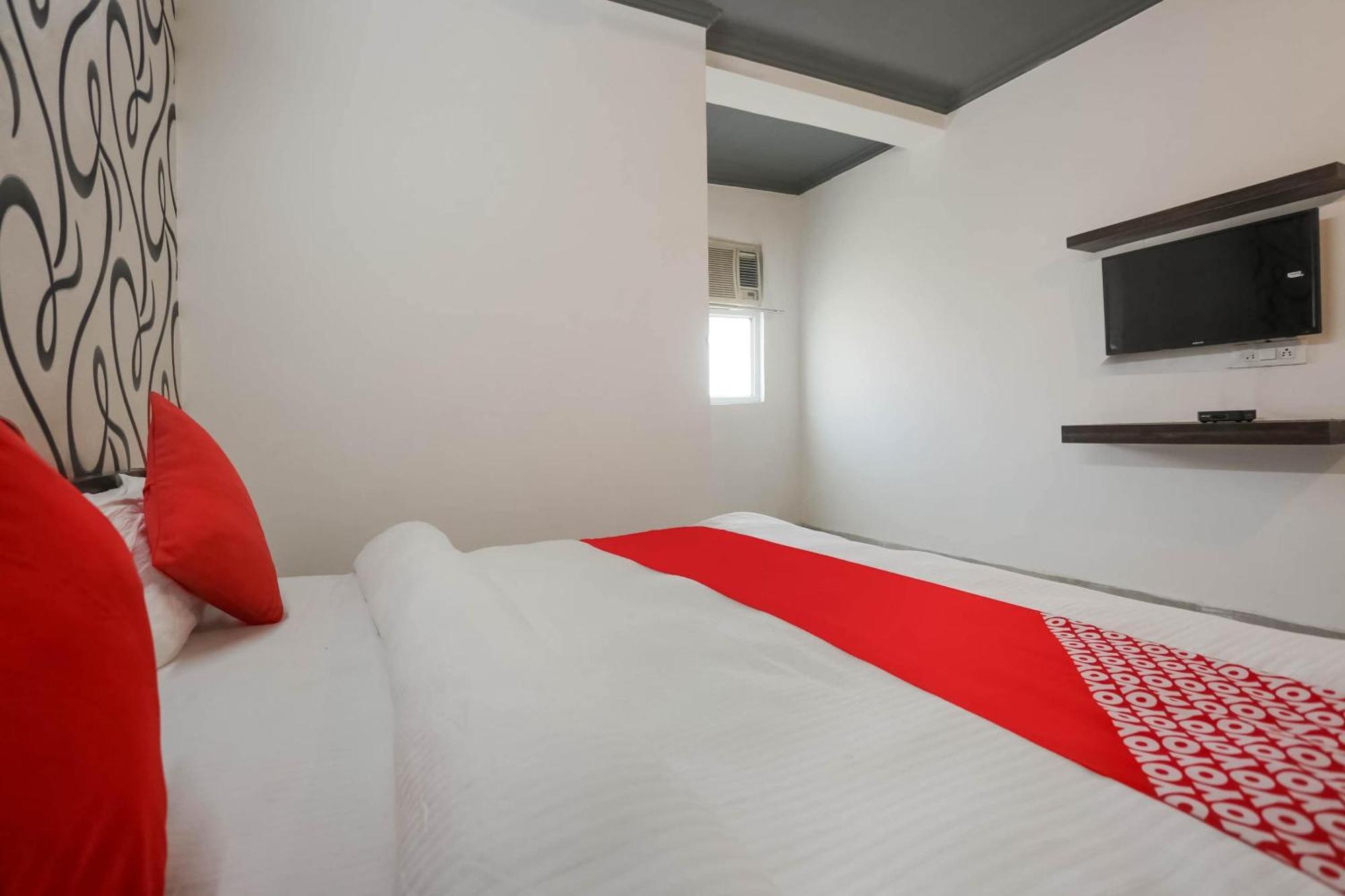 Hotel O Dream Town New Delhi Exterior photo